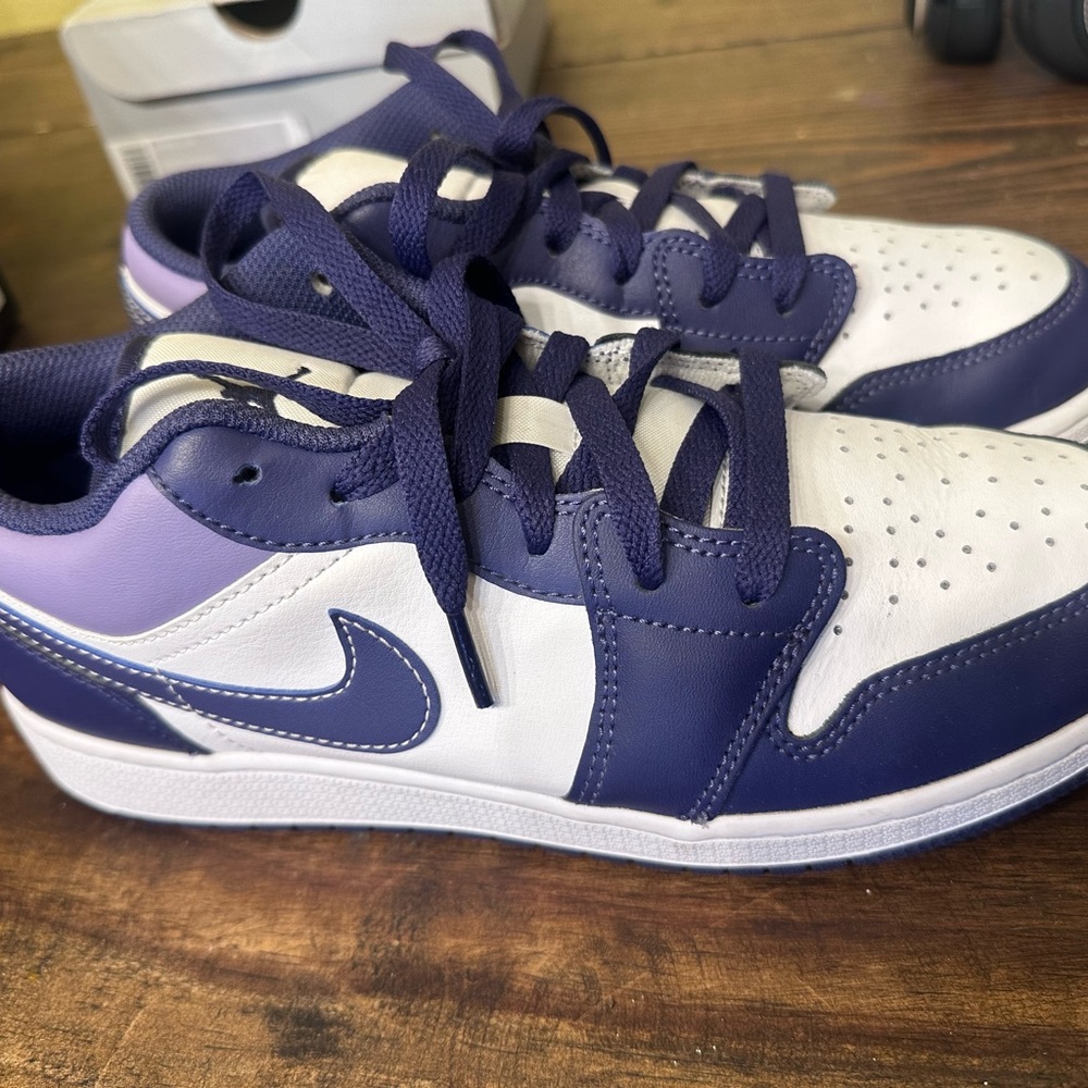 Nike Kids' Sneakers in Purple and White
